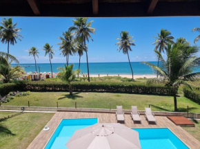 Paraíso pé na areia com 6 quartos